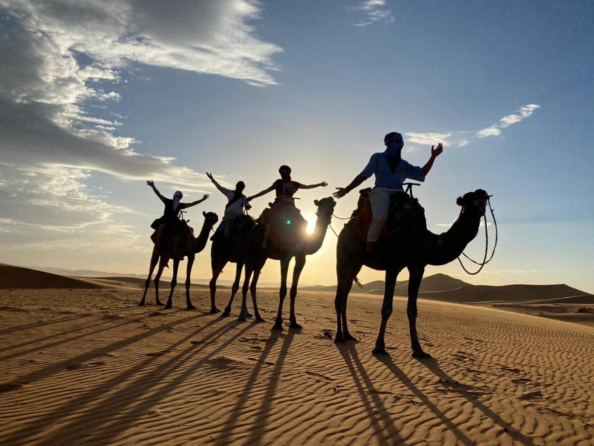 Luxury Trek Desert Camp Merzouga Ngoại thất bức ảnh