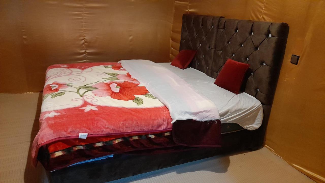 Luxury Trek Desert Camp Merzouga Ngoại thất bức ảnh
