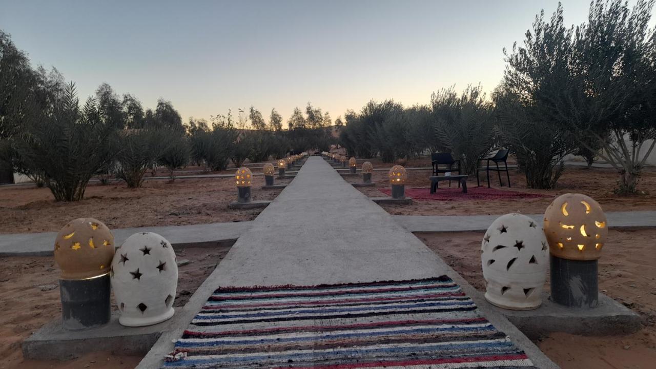 Luxury Trek Desert Camp Merzouga Ngoại thất bức ảnh