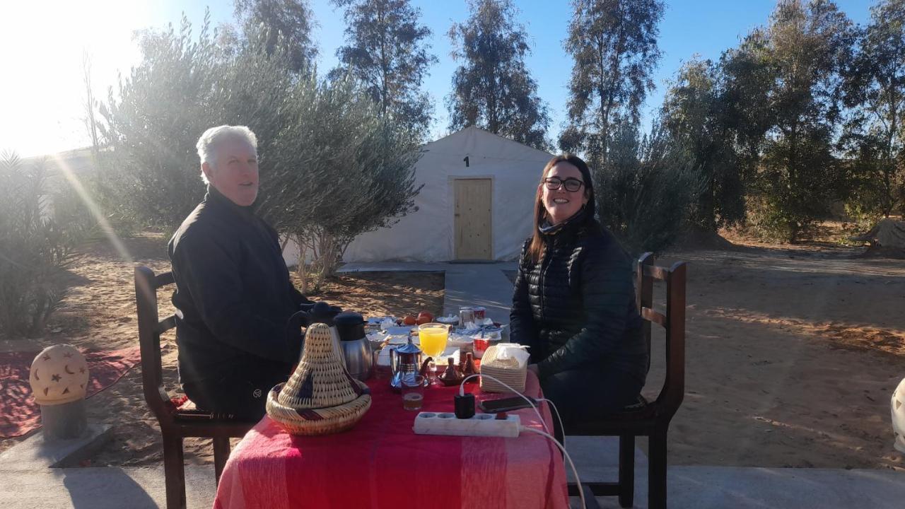 Luxury Trek Desert Camp Merzouga Ngoại thất bức ảnh