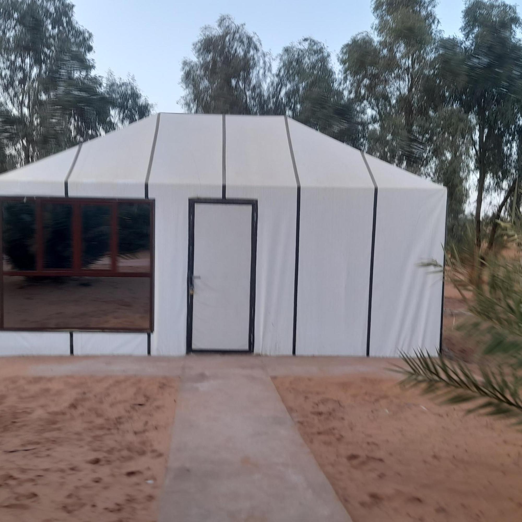 Luxury Trek Desert Camp Merzouga Ngoại thất bức ảnh