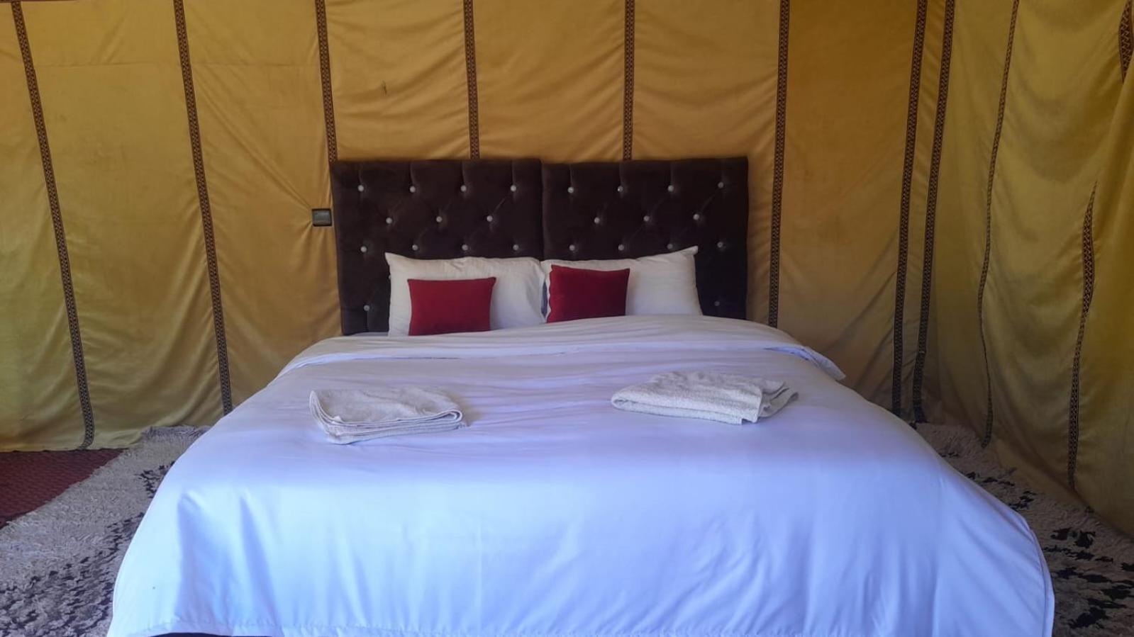 Luxury Trek Desert Camp Merzouga Ngoại thất bức ảnh