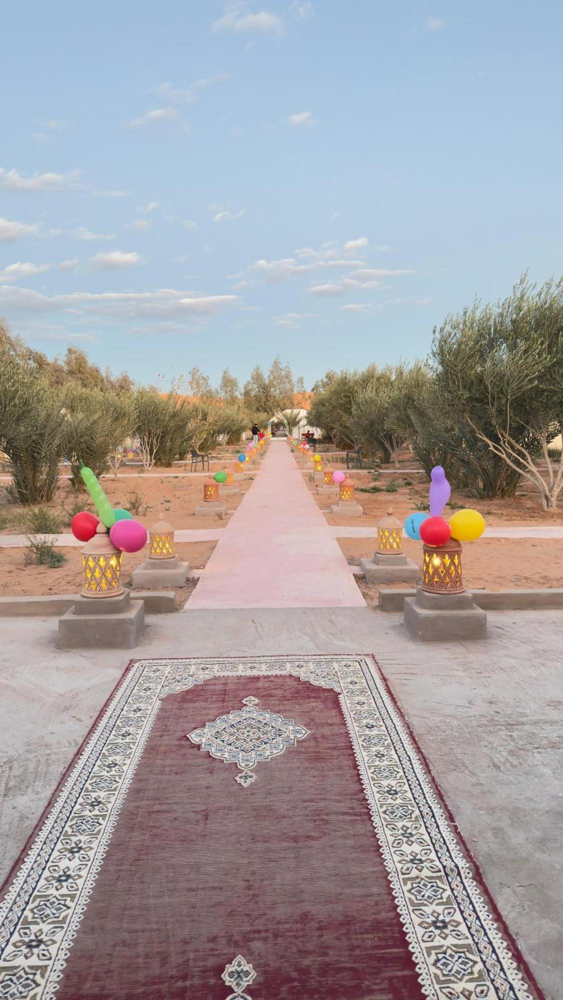 Luxury Trek Desert Camp Merzouga Ngoại thất bức ảnh